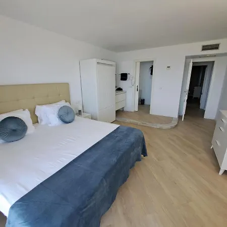 Playa Miraflores 2 Апартаменты